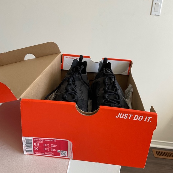 Nike React Element 55 Size 8.5 - Picture 3 of 4